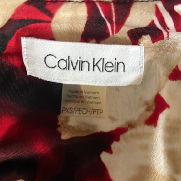 Lot of 2 - Calvin Klein Tops - Picture 6 of 6